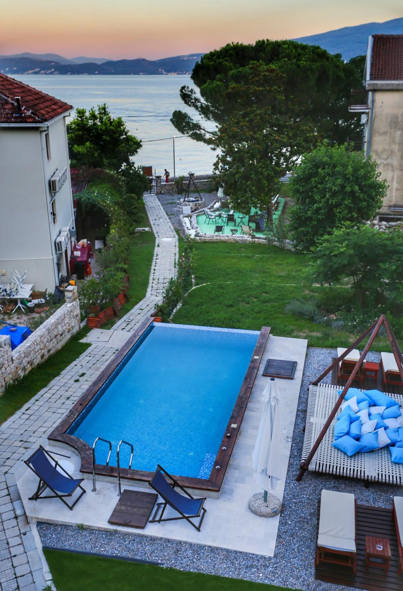 Apartments Cukovic 赫尔采格诺维 外观 照片